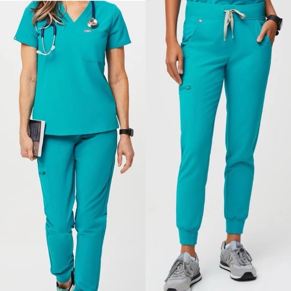 Figs Other - Figs Set Catarina Scrub Top Zamora Jogger Scrub Pants